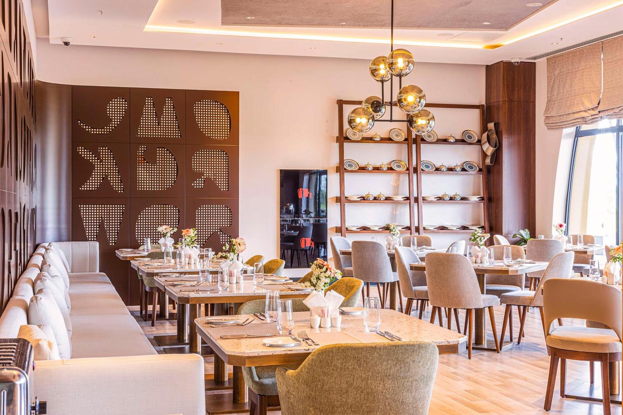 Hilton Garden Inn Samarkand Afrosiyob Exteriör bild