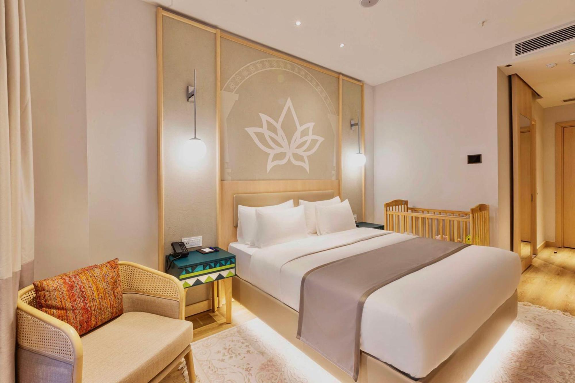 Hilton Garden Inn Samarkand Afrosiyob Exteriör bild