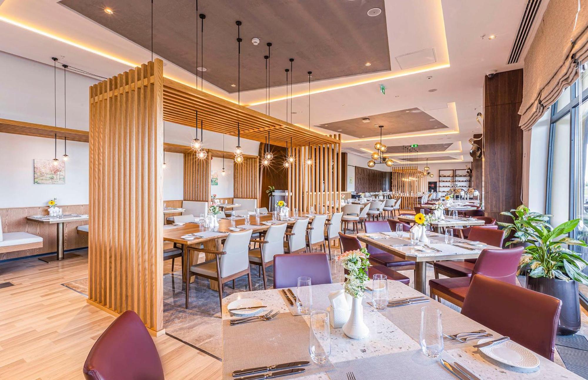 Hilton Garden Inn Samarkand Afrosiyob Exteriör bild