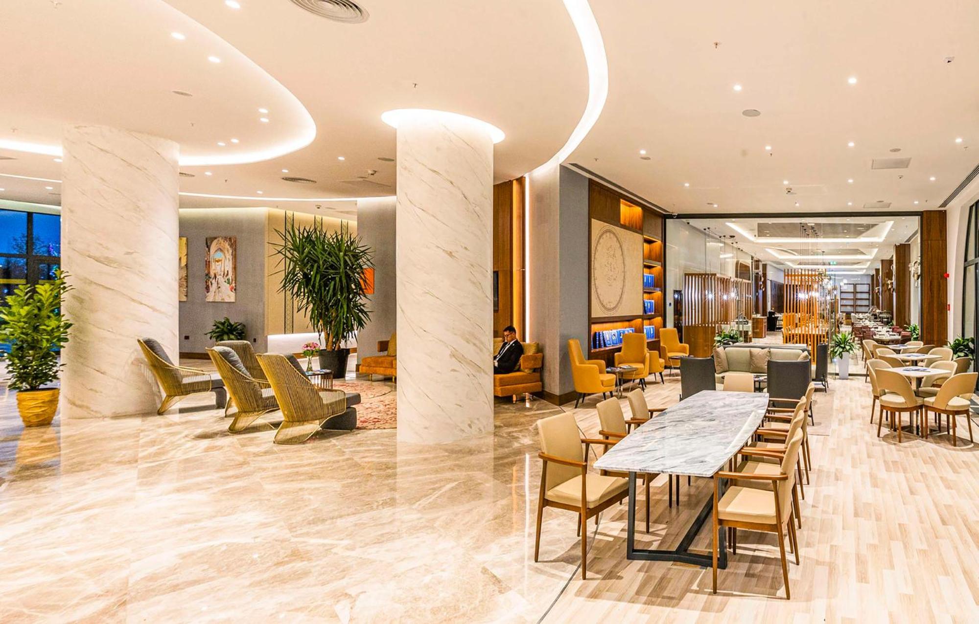 Hilton Garden Inn Samarkand Afrosiyob Exteriör bild